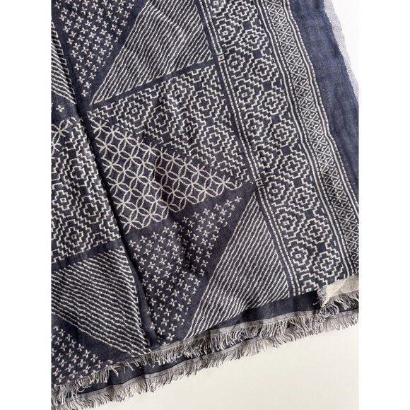 NWT ROOTS Saguenay Geometric Print Cotton Gauze 79" x 39" Rectangle Scarf Shawl - Picture 4 of 9
